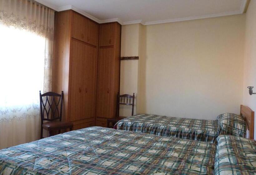 스탠다드 룸, Hostal Isabel