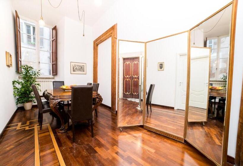 Deluxe Suite King Bed, Palazzo Del Duca Piazza Navona Guest House