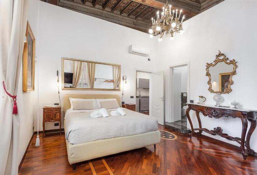 Deluxe Suite King Bed, Palazzo Del Duca Piazza Navona Guest House