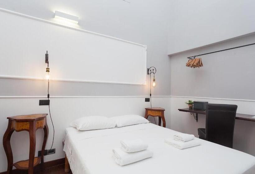 اتاق راحتی سه تخته, Palazzo Del Duca Piazza Navona Guest House