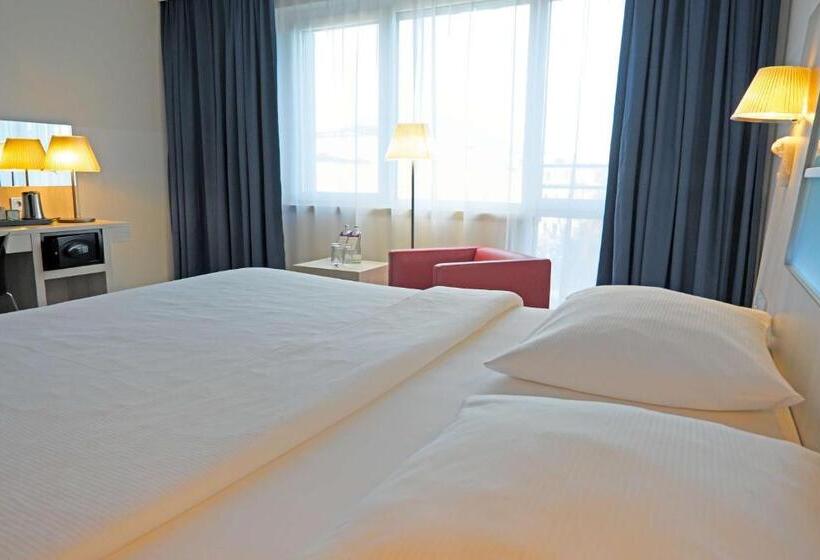Номер Стандарт, Park Inn By Radisson Linz