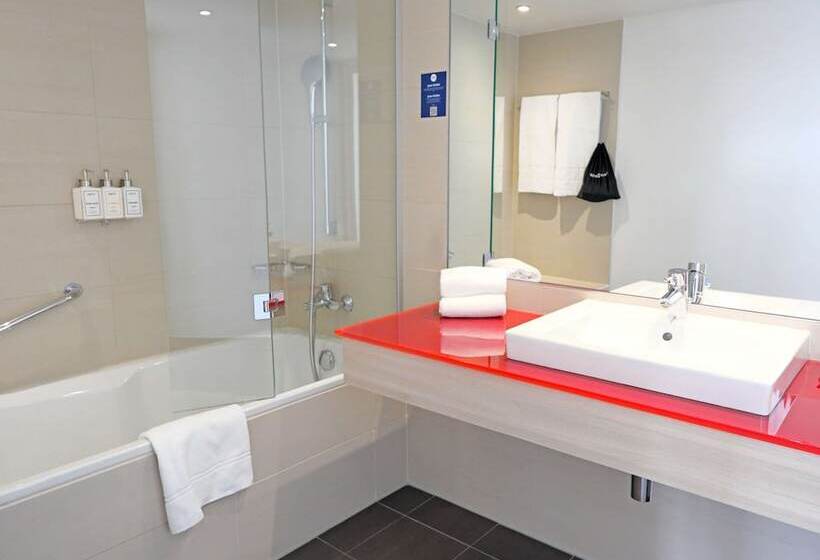 Полулюкс, Park Inn By Radisson Linz