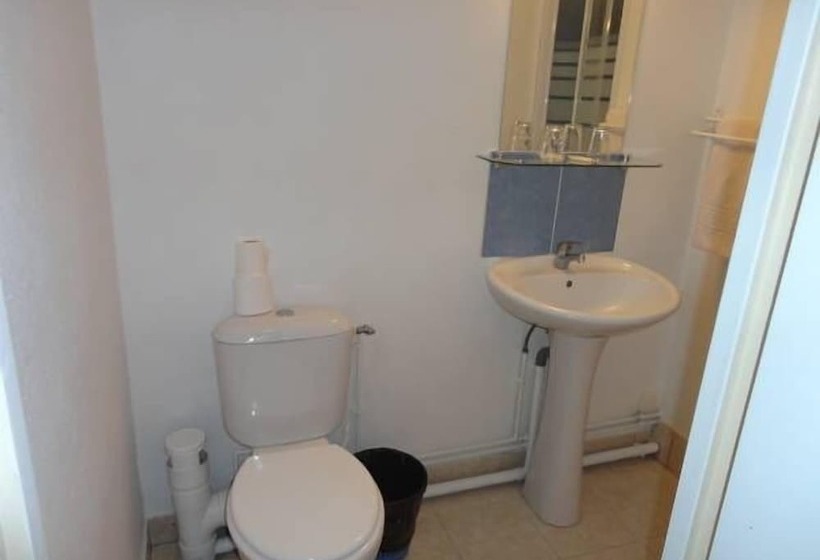 Quarto Triplo Standart, Santana