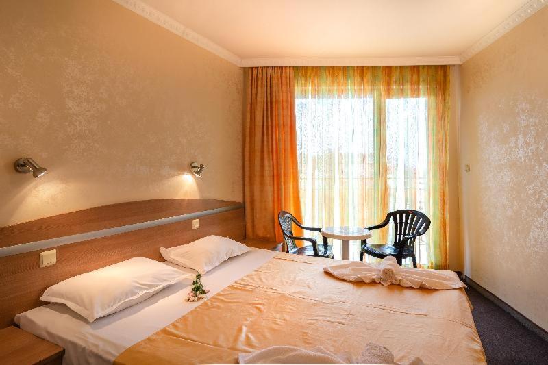 Quarto Estandar, Zeus