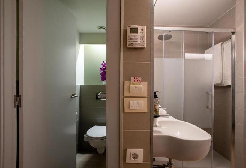 Номер Стандарт, Bed4u Pamplona