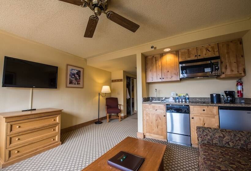 Люкс, The Grand Lodge Hotel And Suites