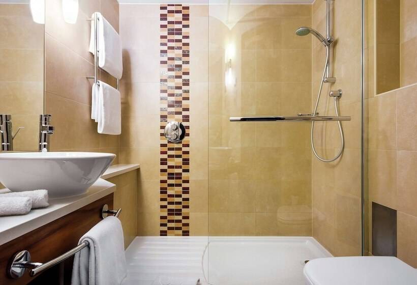 اتاق استاندارد, Hilton Garden Inn Krakow