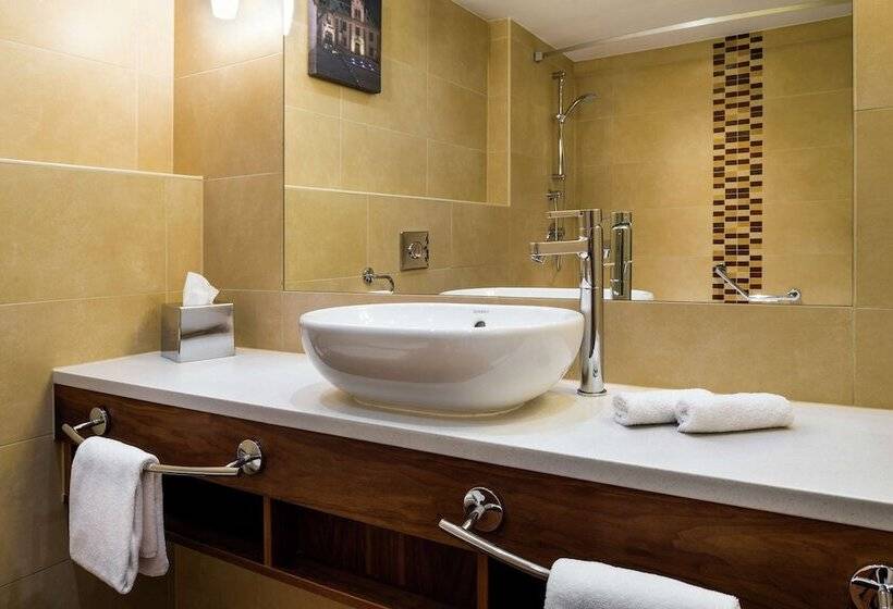 اتاق استاندارد, Hilton Garden Inn Krakow