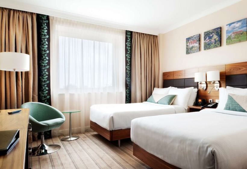 اتاق استاندارد, Hilton Garden Inn Krakow