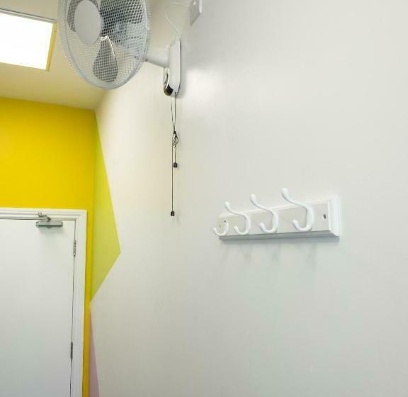 공동 객실, Smart Russell Square Hostel