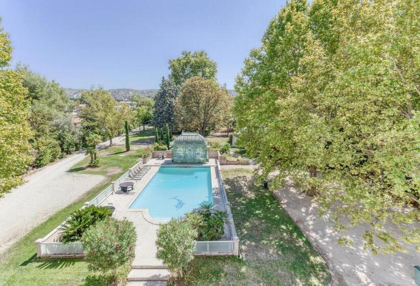 Стандартный Номер Кровать Кинг, Domaine De La Nerthe  Hotel Provence Mediterranee