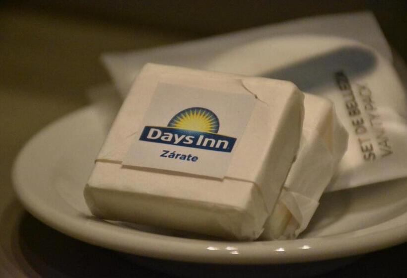 Номер Superior Кровать Кинг, Days Inn Zarate