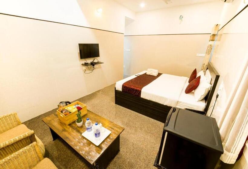 Номер Superior Кровать Кинг, Jeyam Residency