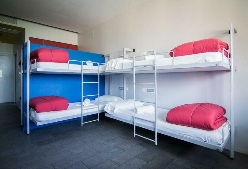 Chambre Triple Standard, Centre Esplai Albergue