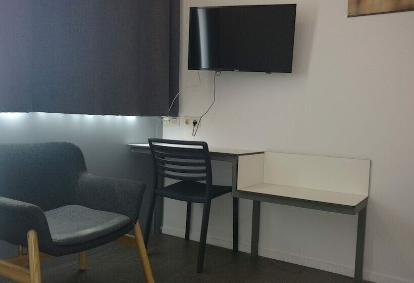 Chambre Basic Individuelle, Centre Esplai Albergue
