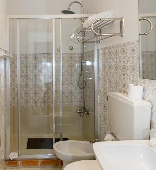 Номер Economy, Leiria Classic