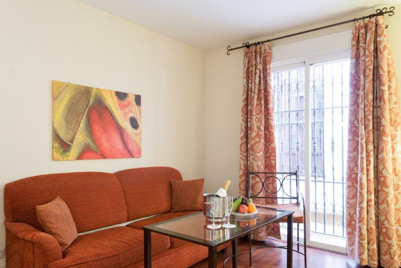 חדר דלוקס עם מיטת קינג, Contessa   Suites On The Riverwalk