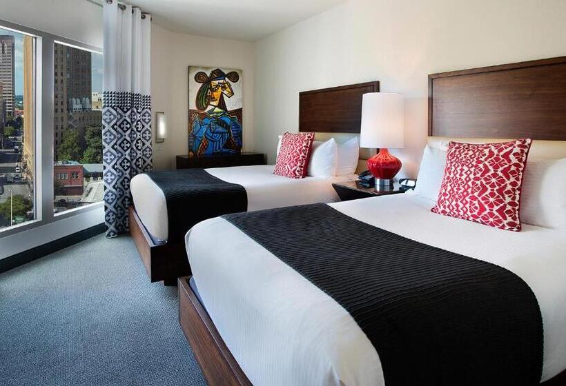 סוויטה מותאמת לאדם עם מוגבלויות, Contessa   Suites On The Riverwalk