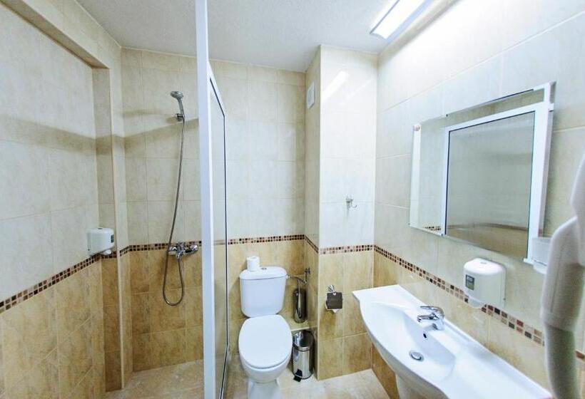 Quarto Estandar, Dumanov