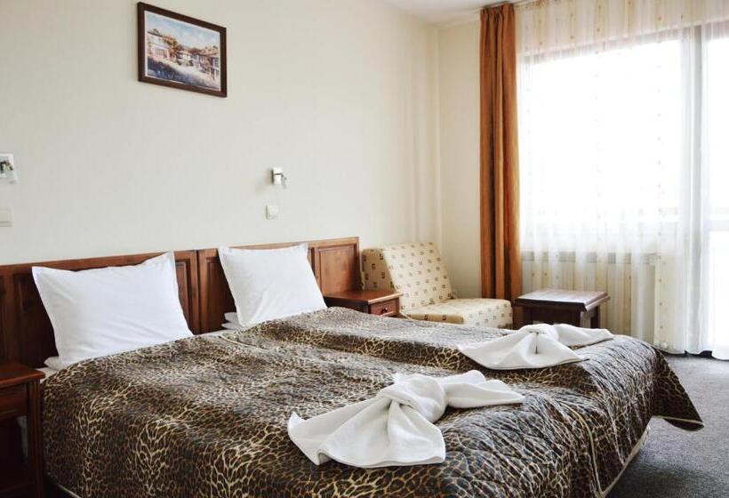 Quarto Estandar, Dumanov