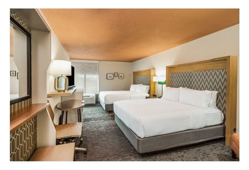 Номер Стандарт 2 Двуспальные Кровати, Holiday Inn Roanoke Airport   Conference Ctr, An Ihg