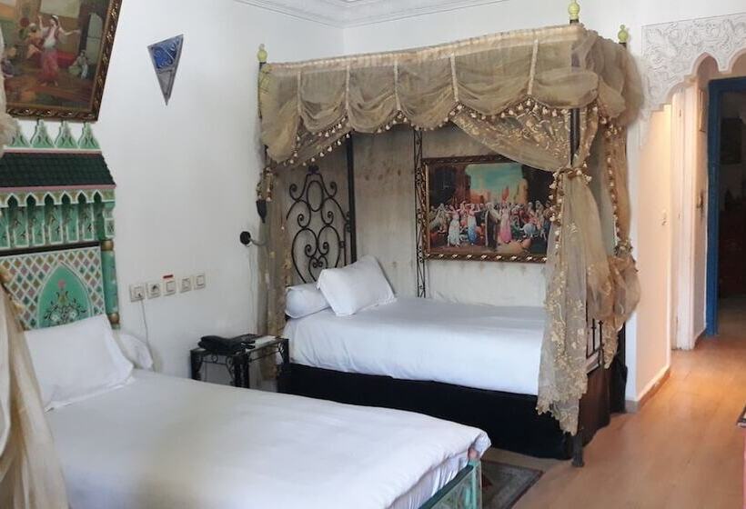 Quarto Triplo Estandar, Moroccan House Casablanca