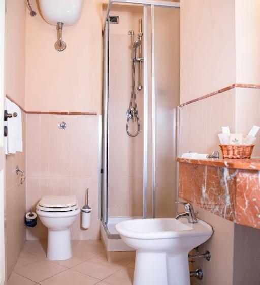 Номер Стандарт, Relais Villa Giuliana