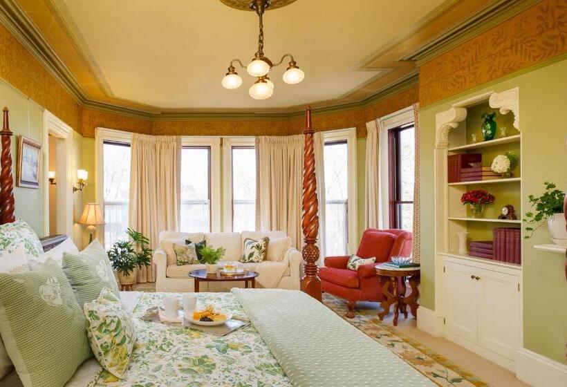 Люкс Deluxe Кровать Кинг, The Lady Mary Inn