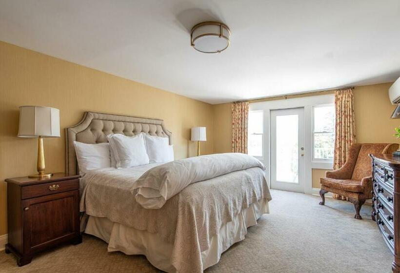 스탠다드 룸 킹사이즈 침대, The Greystone Inn