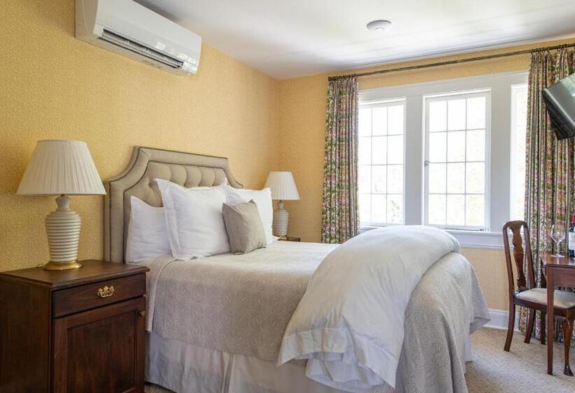 수피리어 룸, The Greystone Inn