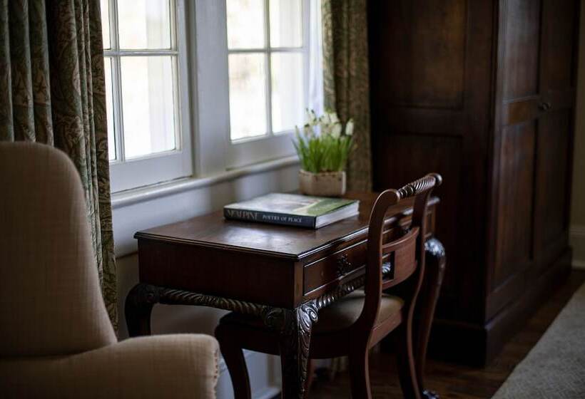 디럭스 룸, The Greystone Inn