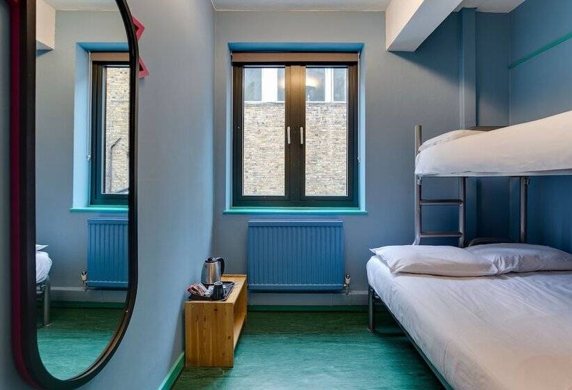 Ortak Banyolu Standart Oda, Clink 261 Hostel