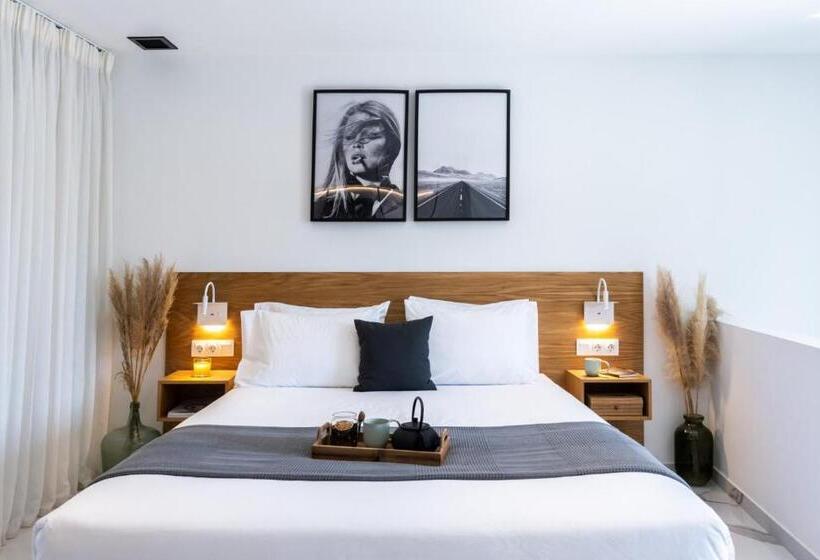 Suite with Terrace, Melo Athens