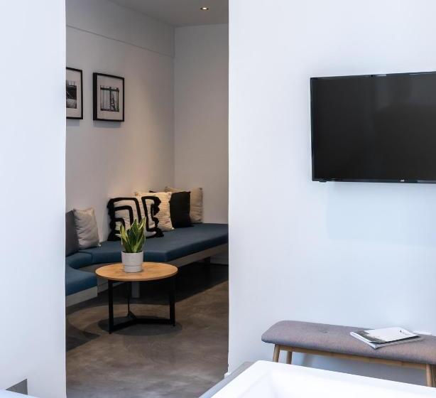اتاق استاندارد با وان آب گرم, Melo Athens