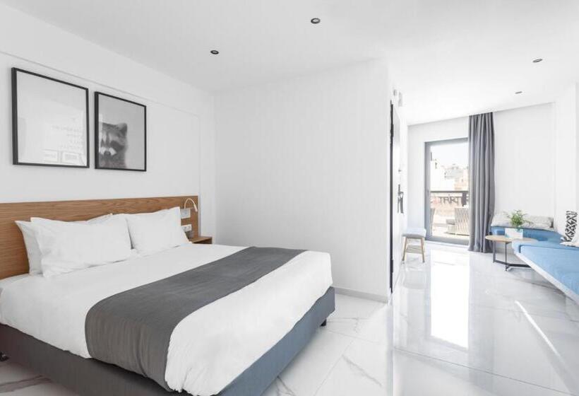 سوییت لوکس, Melo Athens