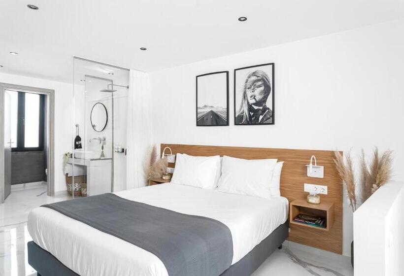 Suite with Terrace, Melo Athens