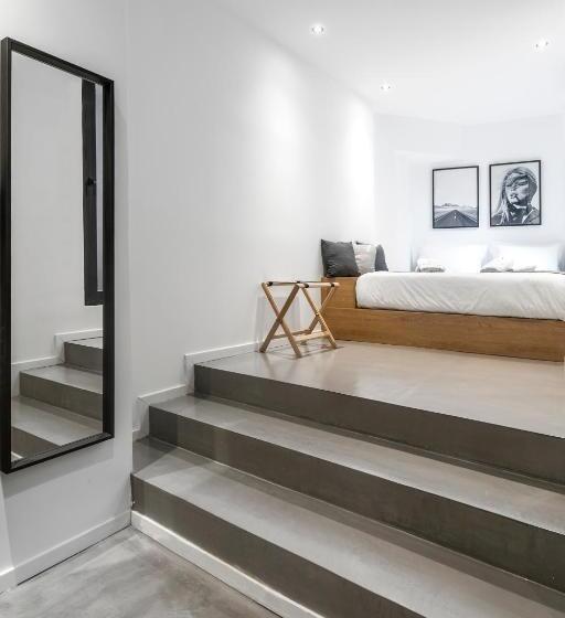 اتاق استاندارد, Melo Athens