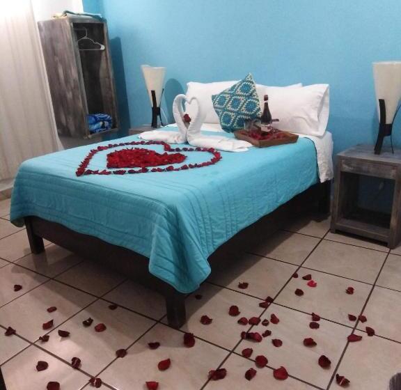 اتاق لوکس, Boutique Acocalli