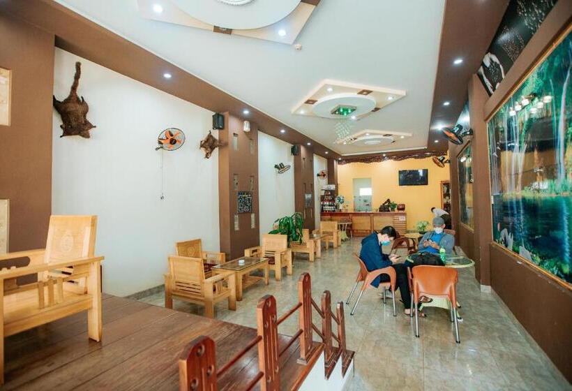اتاق استاندارد چهار تخته, Nhà Nghỉ Kim Lài   đối Diện Bệnh Viện Tỉnh Gia Lai  132 Tôn Thất Tùng