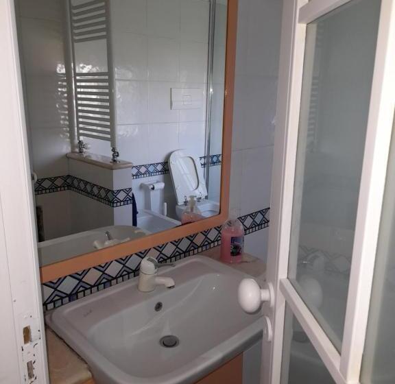标准间带游泳池, Dimora Di Antonella B&b