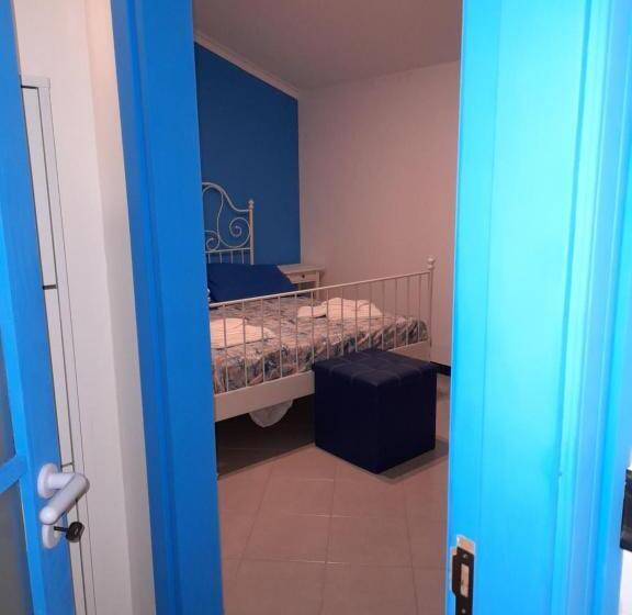 标准间带游泳池, Dimora Di Antonella B&b