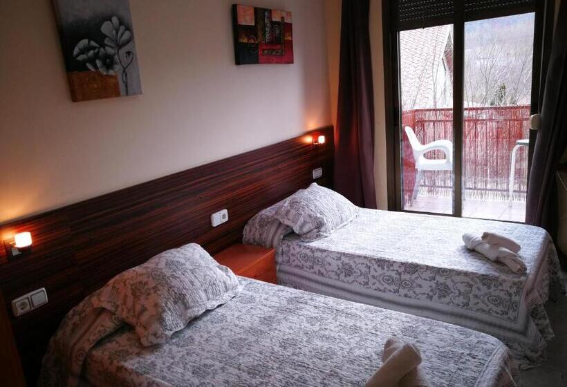 带观景的标准间, Hostal Escarla