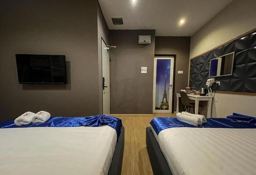 Family Suite, Bmc