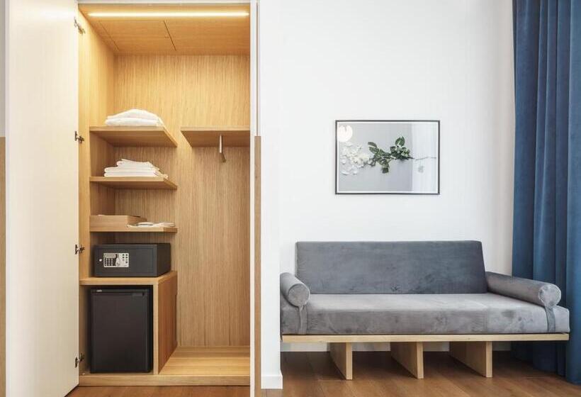 سوییت, Casa Popeea Boutique