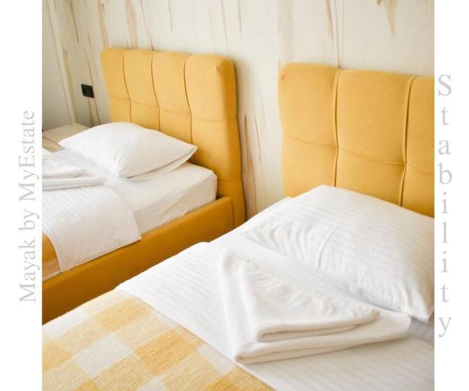 آپارتمان 1 خوابه با چشم‌انداز, Aparthotel Mayak Yablunytsia