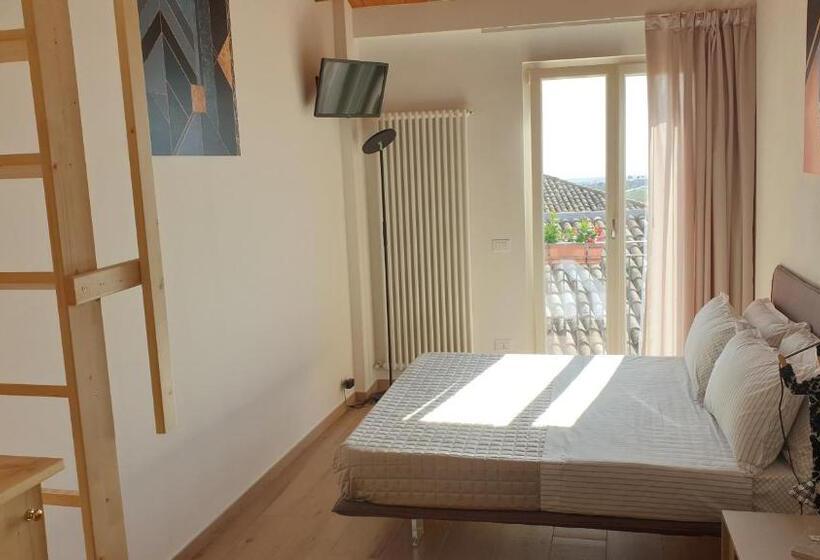اتاق خانوادگی با چشم‌انداز دریا, Aghèl Luxury Room