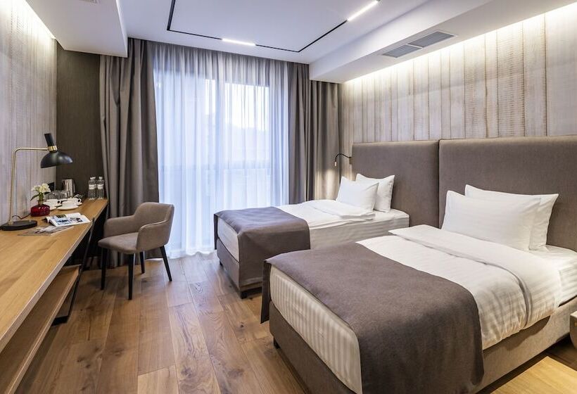 سوییت خانوادگی, Loft7