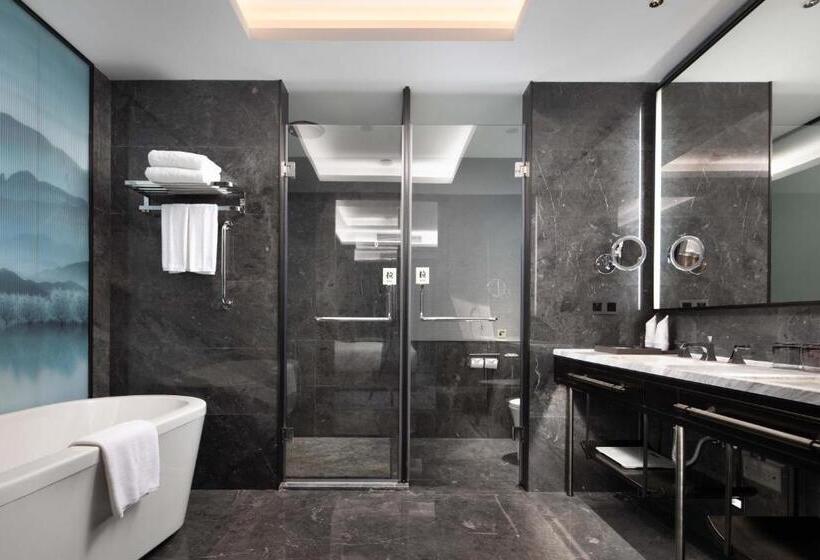 Люкс Deluxe Кровать Кинг, Wyndham Changzhou Liyang