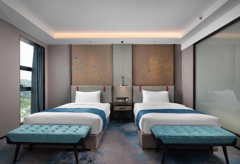 Номер Deluxe Вид на Город, Wyndham Changzhou Liyang