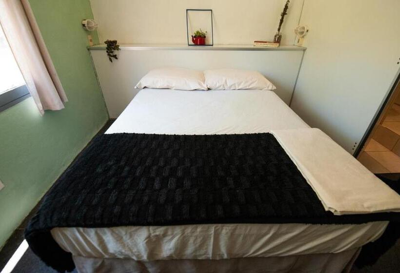 スタンダードルーム, Mundaka Hostel Y Bar